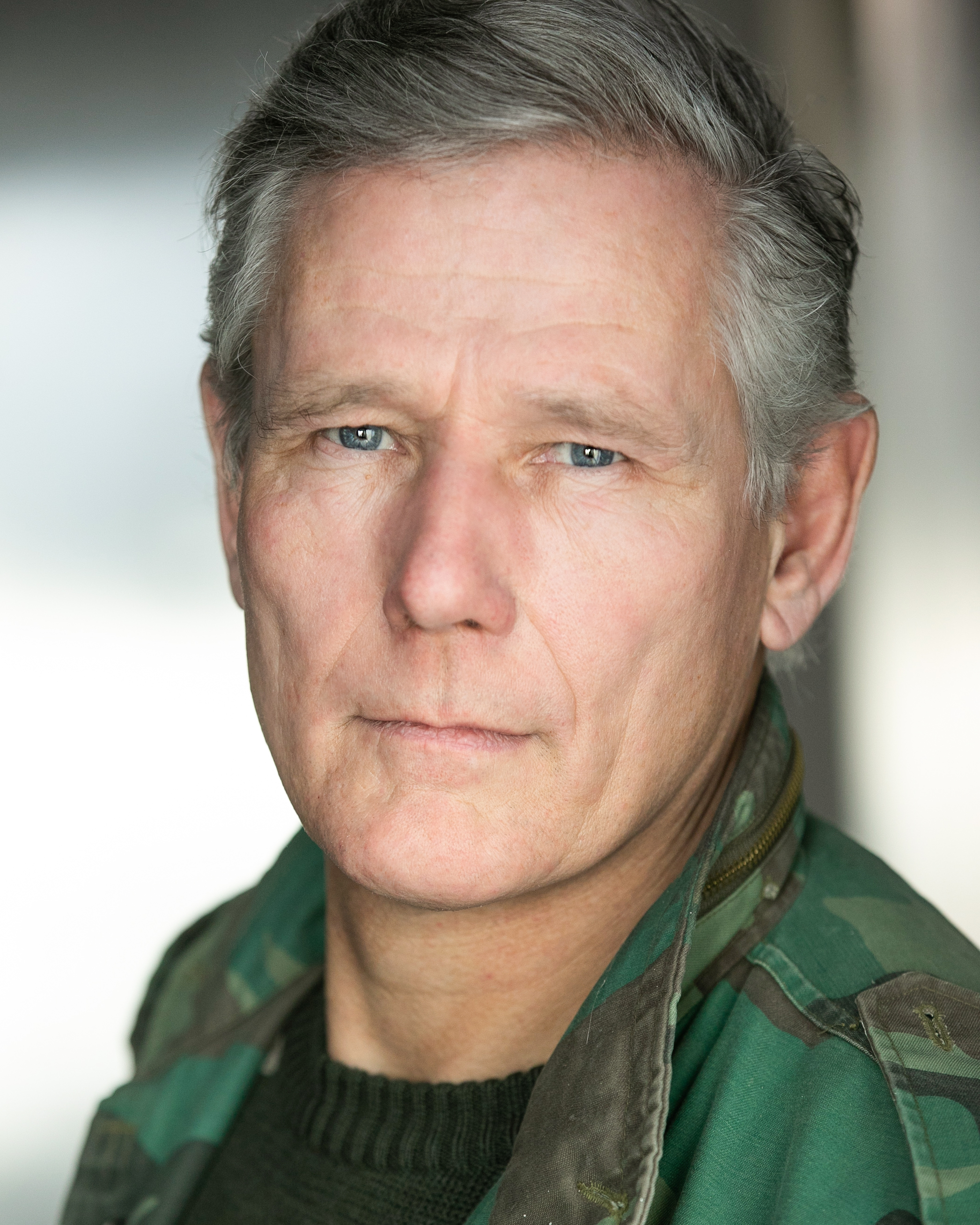 Main Headshot Steve Broad Actor
